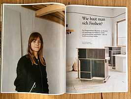 Zwei Seiten brand eins: Paula links kekendo Möbelserie mit Text rechts